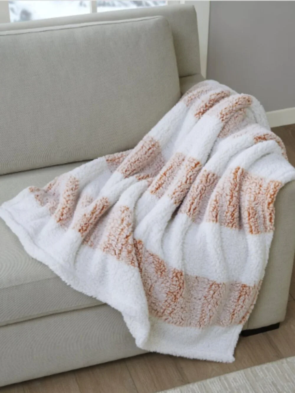 Alpine Valley Cozy Sherpa Throw